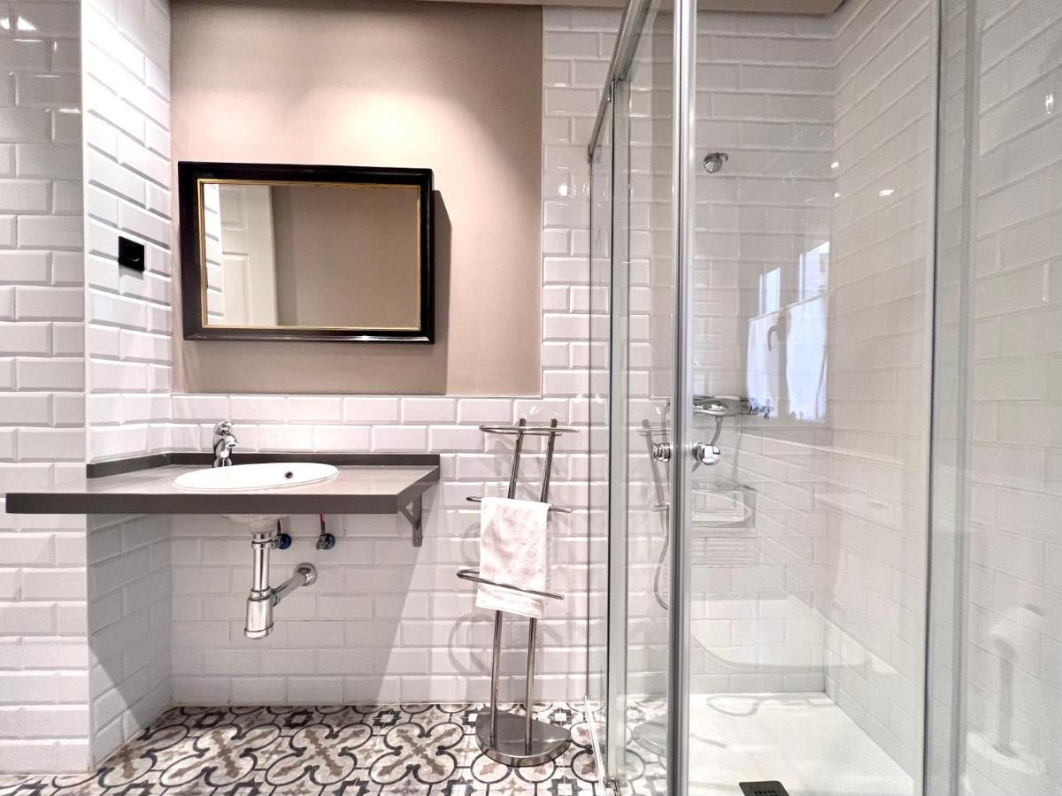 Apartament Housing Leon Gran Via Luxe Zewnętrze zdjęcie