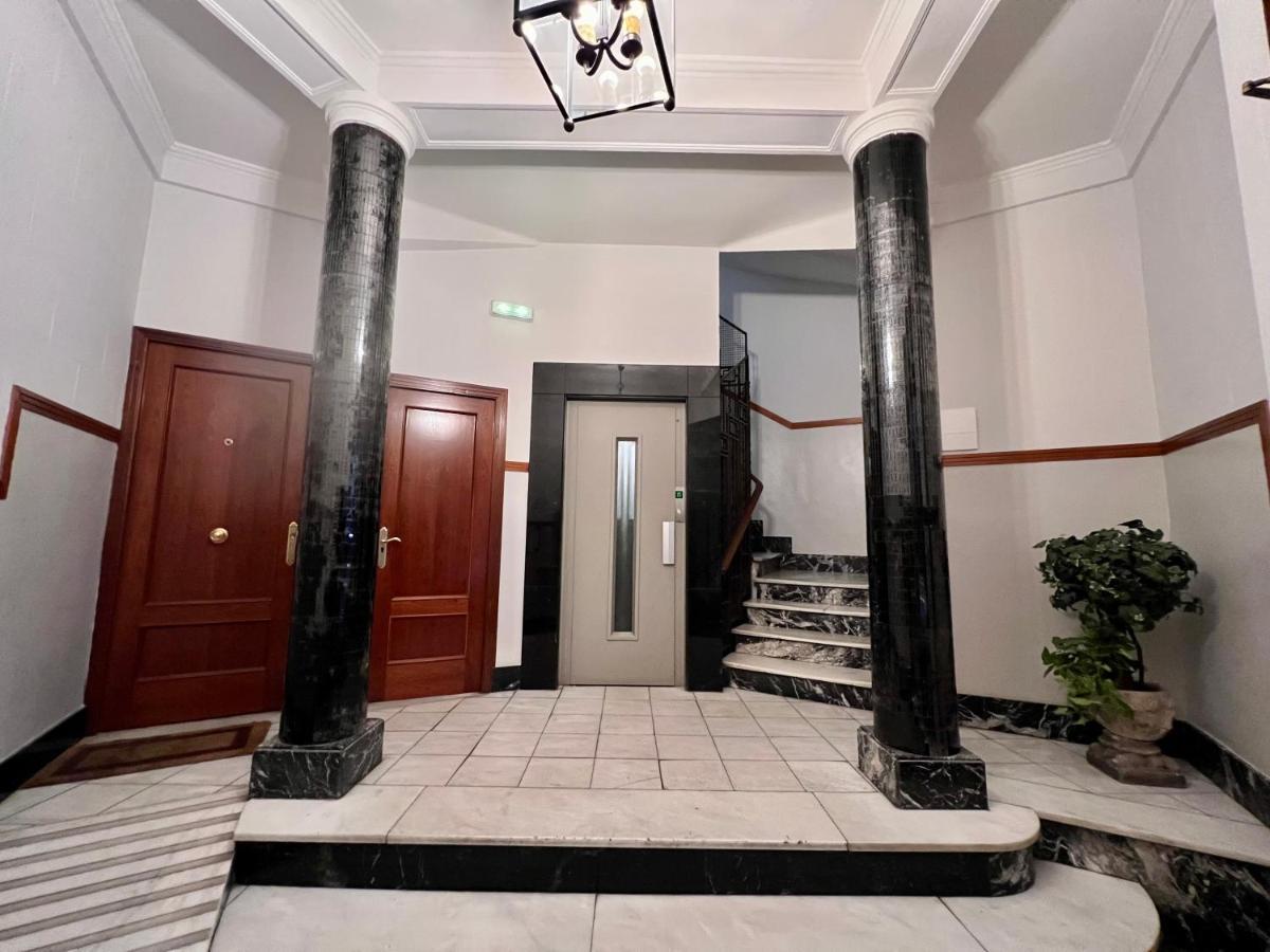 Apartament Housing Leon Gran Via Luxe Zewnętrze zdjęcie